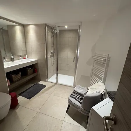 Apartment Centre - Cavell - Walking Distance From Palais Des Festivals And - Free Parking - Perfect Location For Business And Holliday